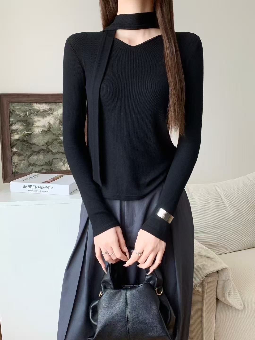 Basic Knit Tops with Neck Bow